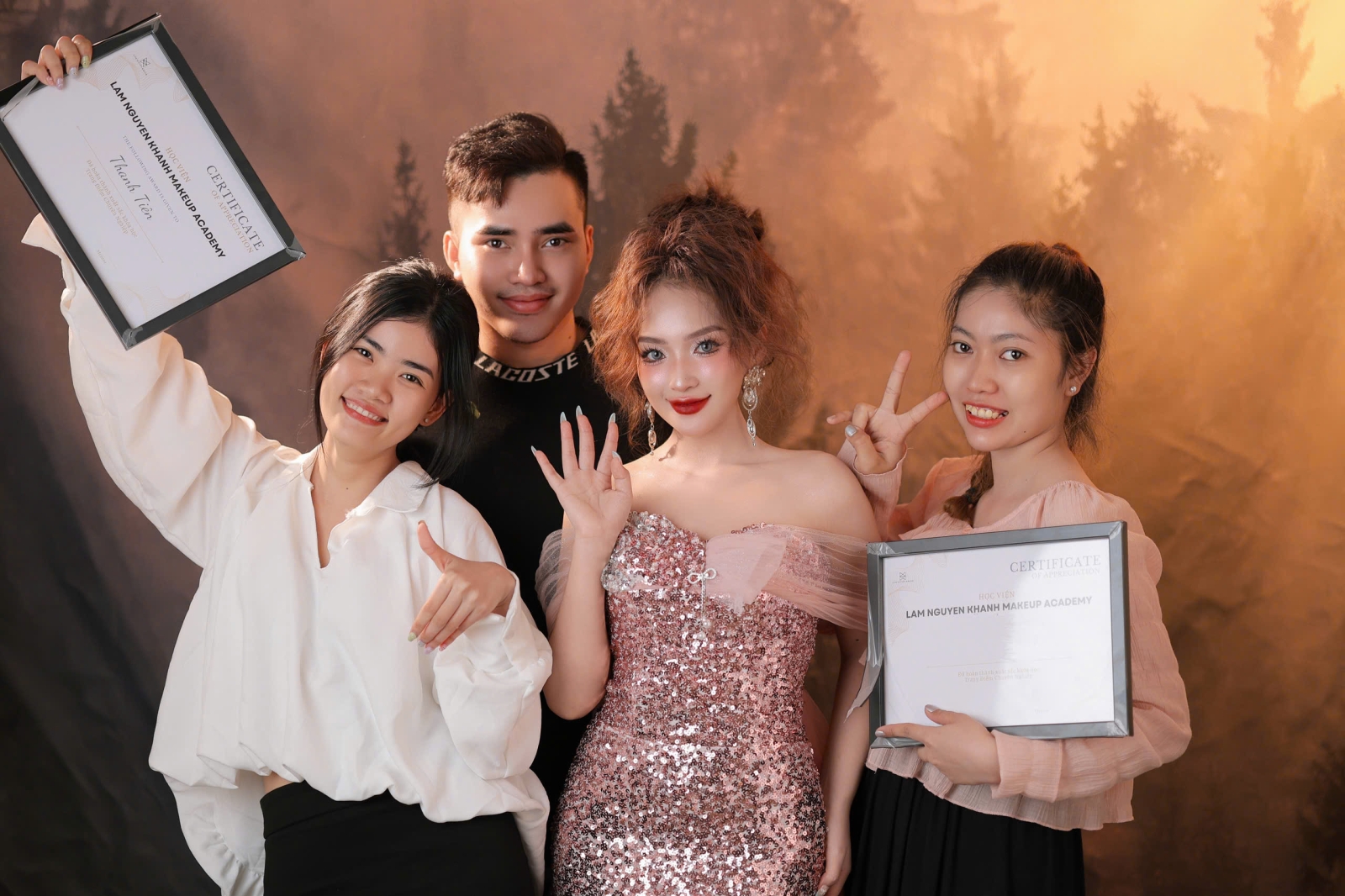 Học viên tại studio